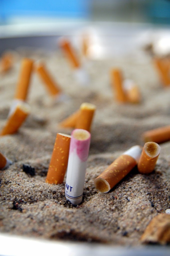 Colillas de cigarrillos ofrecen solución para el almacenamiento ...