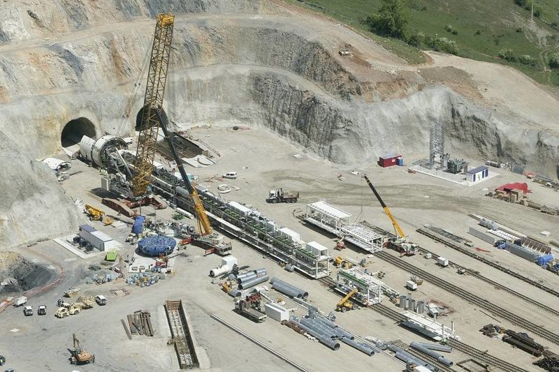 La CHC sanciona con un millón de euros a empresas que construyen la Variante ferroviaria de Pajares