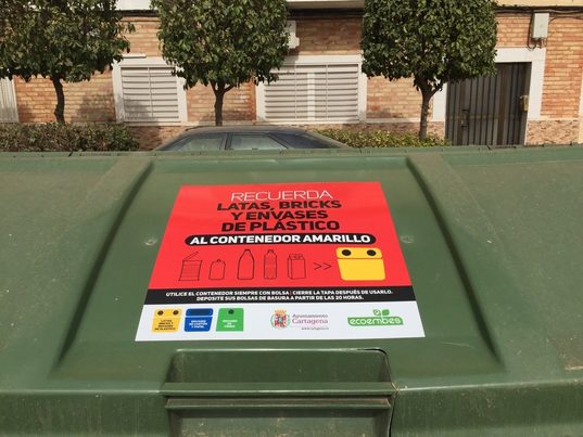 Cartagena recuerda a los ciudadanos en que contenedor se depositan los residuos