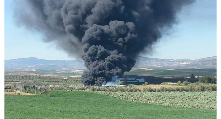 Incendio en una planta de reciclaje en un municipio de Granada