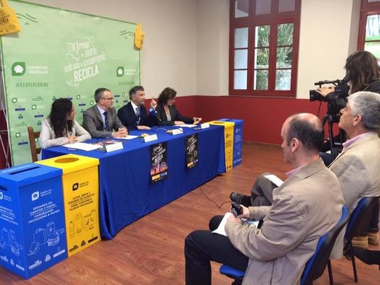 Albergues del trazado asturiano del Camino de Santiago instalarán cubos de reciclaje