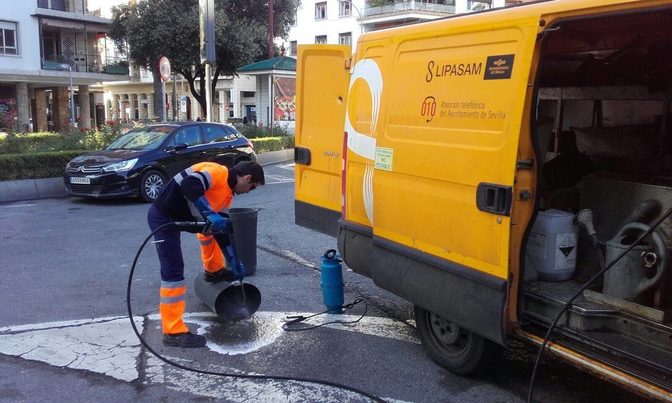 Lipasam cambia el modelo de recogida de residuos del centro de Sevilla para mejorar la imagen de la ciudad