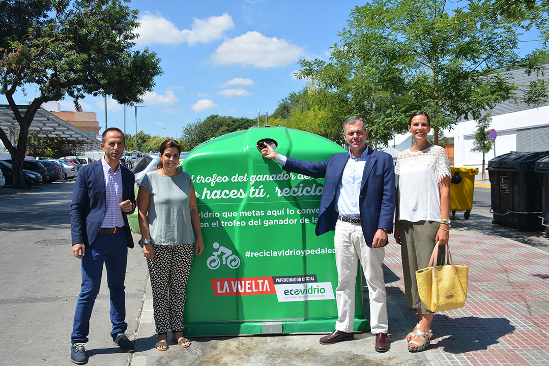 Trofeo de vidrio reciclado para el ganador de la etapa ...