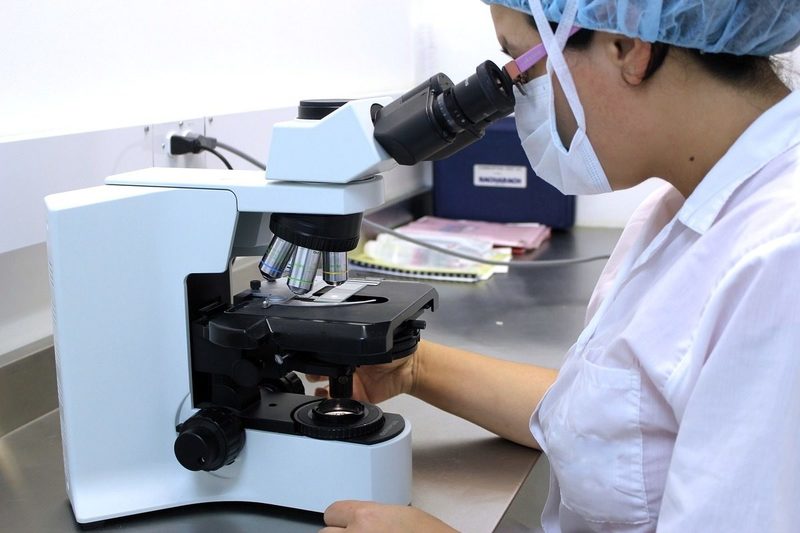 Electroquímica para reducir residuos en la fabricación de medicamentos