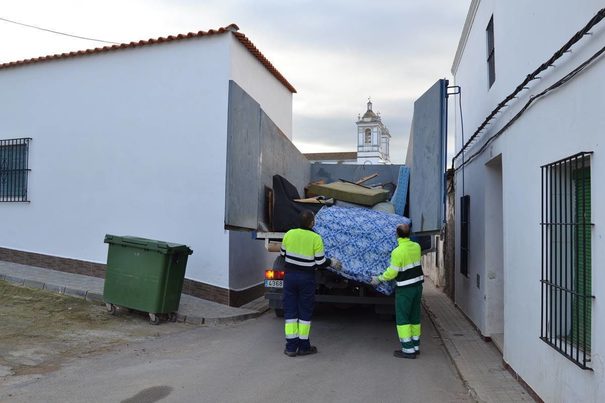 El coste de reciclaje de enseres en la Vega Baja se duplicará