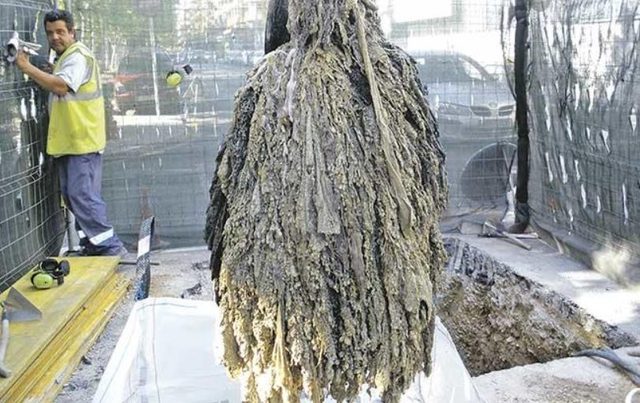 El 'monstruo' de las toallitas húmedas obstruye las alcantarillas de Palma