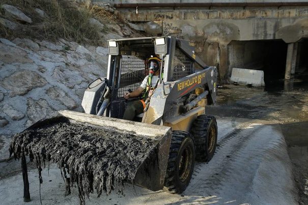 València quiere que los fabricantes de toallitas indiquen claramente que deben tirarse a la basura