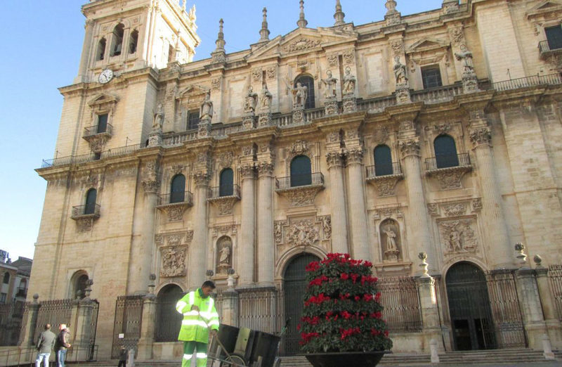 Jaén adjudica a FCC Medio Ambiente el concurso de recogida de residuos urbanos y limpieza viaria