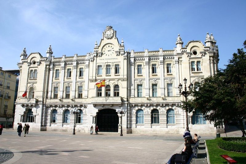 La Universidad de Cantabria evaluará la limpieza viaria y recogida de residuos de Santander