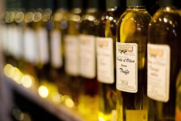 Zaragoza duplica en un año la recogida de aceite en contenedores y supera los 172.000 litros
