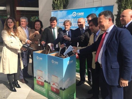 Andalucía impulsa “Dona vida al planeta” una campaña para reciclar aparatos eléctricos y electrónicos