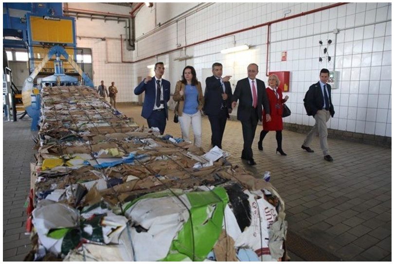 La nueva planta de reciclaje de Málaga procesará anualmente 30.000 toneladas de papel recuperado