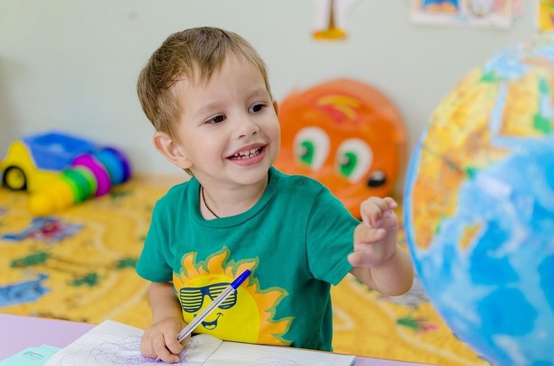 Colegios de toda España aprenden los beneficios del reciclaje gracias al "Libro de Papel"