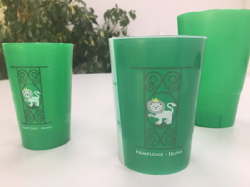 Una campaña busca afianzar el uso del vaso reutilizable en los Sanfermines