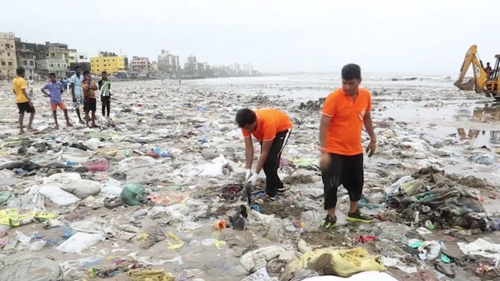 Afroz Shah, el hombre que venció a la basura en India