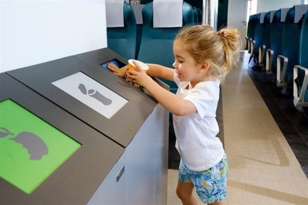 Baleària incorpora menaje y utensilios biodegradables en los buques que operan en las Baleares