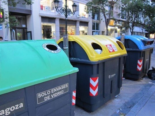 Comienza la campaña sobre recogida selectiva de residuos orgánicos en el centro de Zaragoza