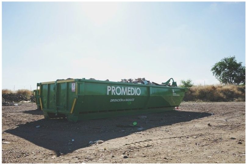 Setenta localidades de la provincia de Badajoz tendrán contenedores para recoger escombros