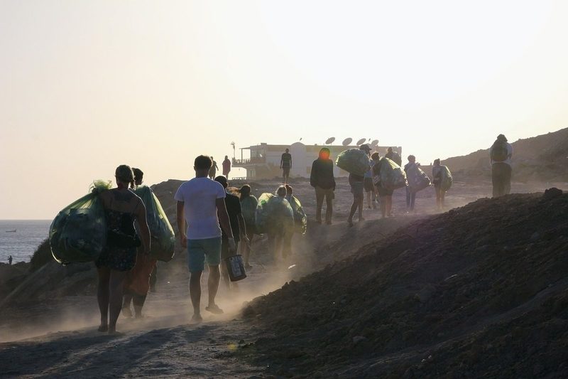 Retiran 1.500 kilos de residuos del litoral de la capital  de La Gomera