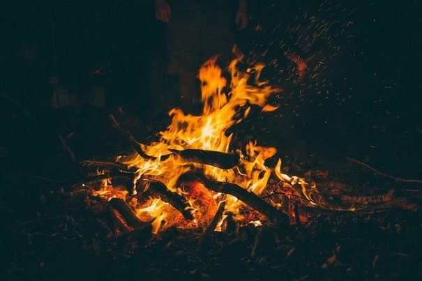 Ecologistas en Acción alerta de la contaminación por quemas agrícolas en Águilas (Murcia)