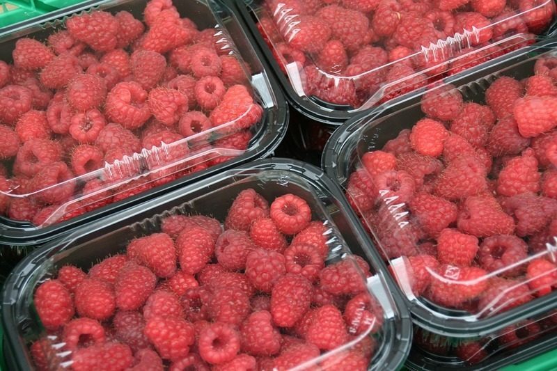 Un estudio desvela que para el 85% de españoles los hipermercados usan prácticas poco sostenibles de envasado de productos