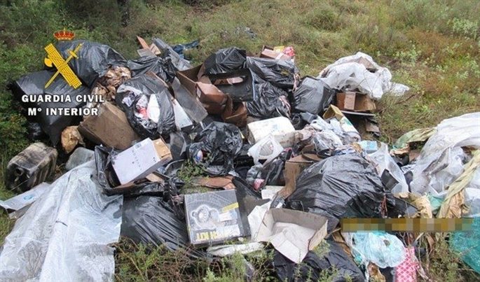 Localizado un vertedero ilegal con residuos peligrosos en una zona ZEPA de Miranda de Ebro (Burgos)