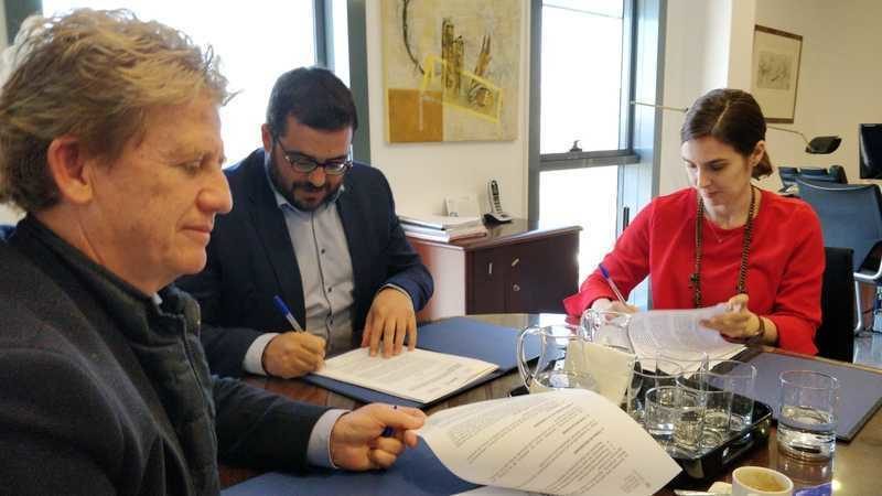 Nuevo convenio para mejorar la gestión de los residuos de pilas y acumuladores en Baleares