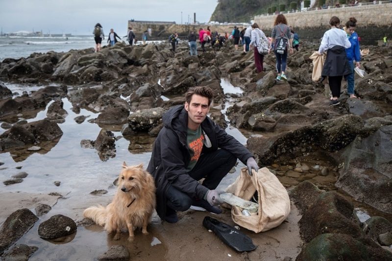 Jon Kortajarena se une a la campaña de concienciación  contra el plástico de Greenpeace