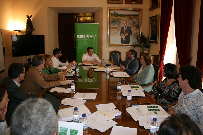 Reciplasa aprueba unas cuentas equilibradas para el 2018