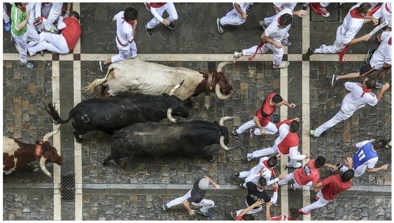 El Ayuntamiento de Pamplona mantiene y amplía el vaso reutilizable en los establecimientos de hostelería para San Fermín