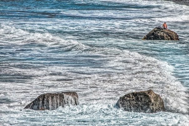 Un estudio de la ULL confirma la elevada presencia de microplásticos en Playa Grande (Tenerife)