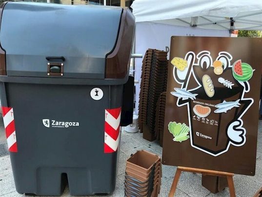 Presentan enmiendas a los presupuestos de Zaragoza para mantener la recogida de materia orgánica en barrios y distritos