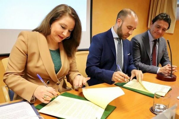 Más ocho millones de euros para impulsar un proyecto pionero de recogida puerta a puerta en la Sierra de Cádiz