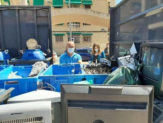 Murcia: Los ecopuntos vuelven a la normalidad con estrictas medidas higiénicas