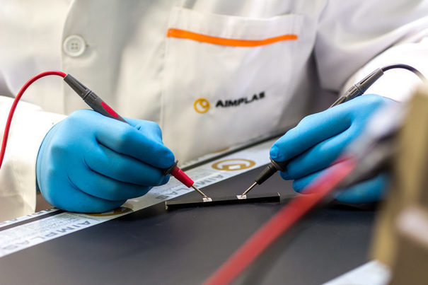 Diseñan una batería un 20% más eficiente que las actuales fabricada con electrolitos sostenibles