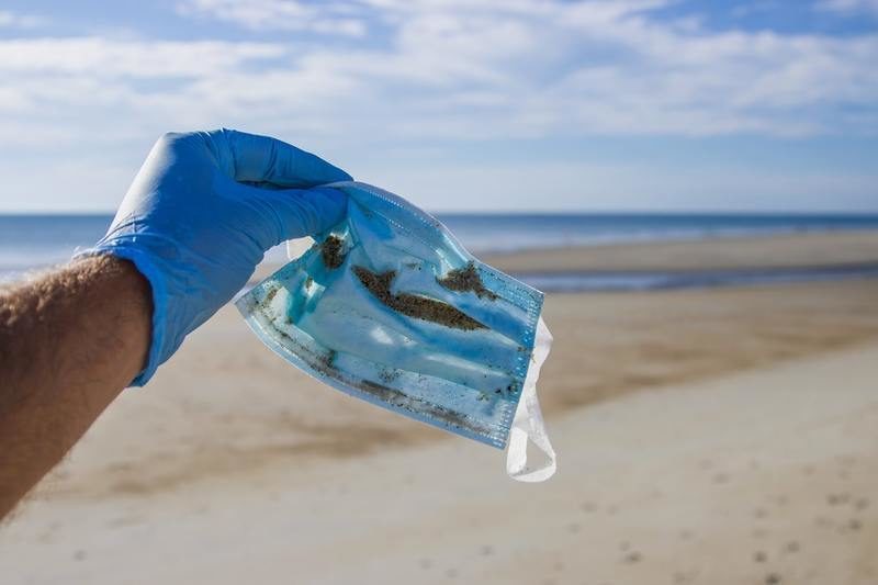 Los residuos de la COVID-19: pensar en el impacto ambiental más allá de los productos de un solo uso