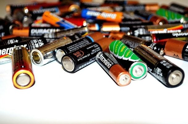 La patronal europea de reciclaje de pilas solicita a la UE un nuevo criterio de cálculo del objetivo de recogida de estos residuos