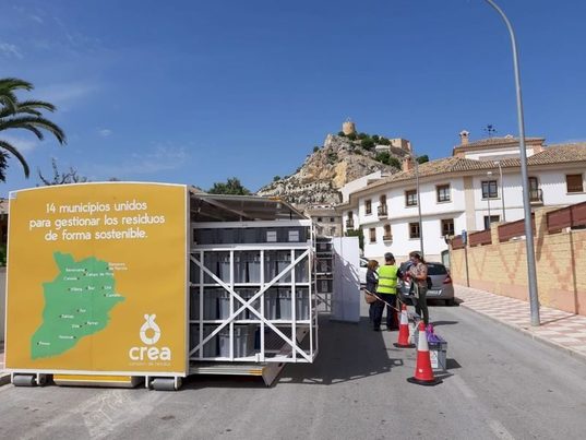 Alicante: Jornada de concienciación sobre el reciclaje de residuos en el ecoparque móvil de Castalla
