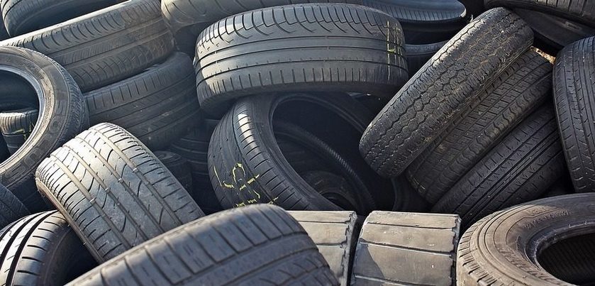 Canarias: Iniciados los trabajos para retirar casi 8.000 toneladas de neumáticos en Arico (Tenerife) 