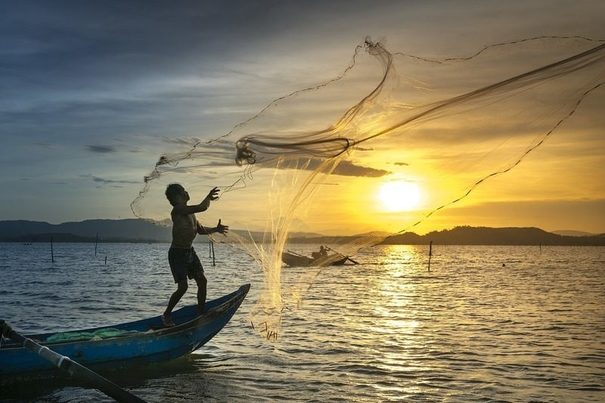 Las redes de pesca abandonadas suponen el 10% de la basura marina, según WWF