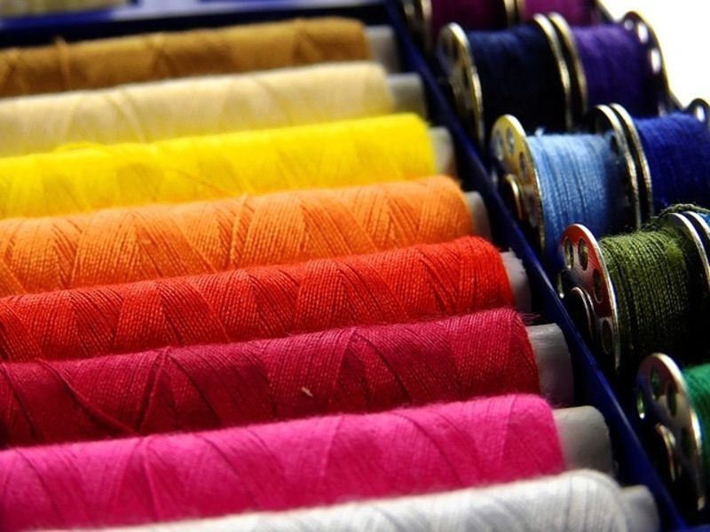 La Comisión Europea premia un hilo textil que se disuelve con calor ideado en Bélgica