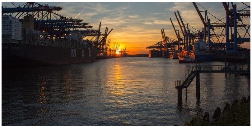 Galicia: El puerto de Vigo retira casi 30 toneladas de residuos desde fondos de dársenas