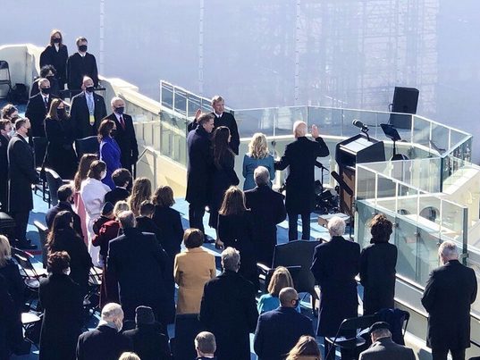 Joe Biden se estrena en la presidencia reincorporando EE.UU. al Acuerdo de París