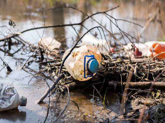 Riesgo de contaminación fluvial y amenazas a la salud por metales tóxicos presentes en turberas