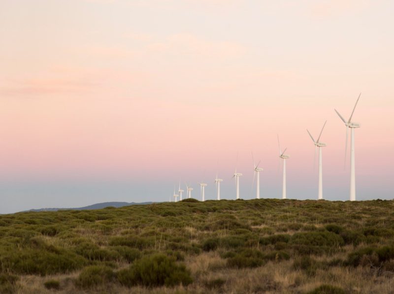 España alcanza un 66 % de potencia renovable instalada, pero la generación no refleja el mismo avance