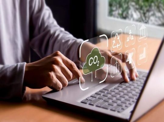 Enfoques innovadores para crear catalizadores que convierten el CO2 en materias primas sostenibles
