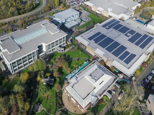 Nuevos sistemas de almacenamiento KSTAR optimizan la eficiencia energética en edificios públicos de León