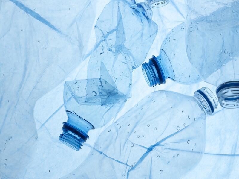 Residuos plásticos: legado tóxico y archivo del presente