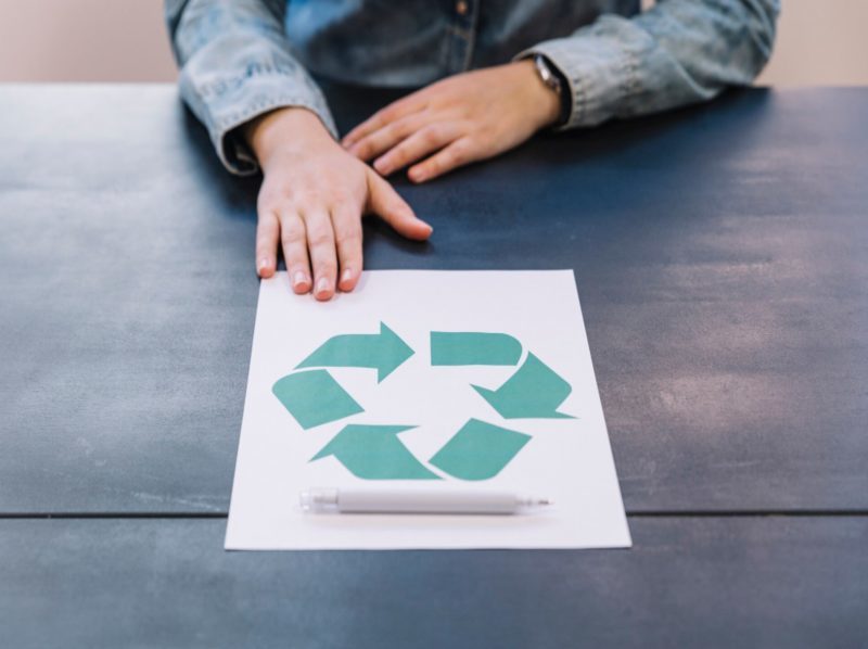 Documento estratégico propone integrar residuos de papel reciclado como materia prima química en Europa