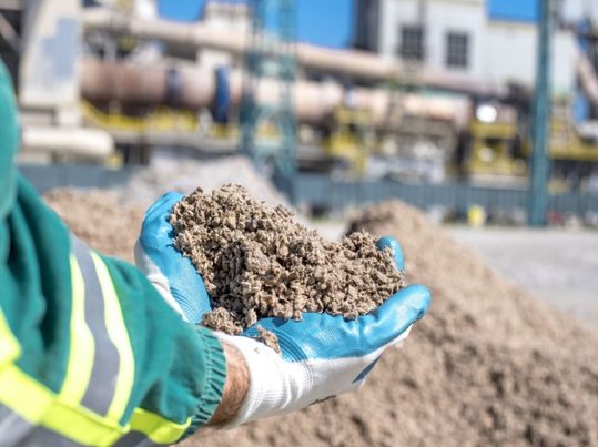 Hormigones avanzados mediante valorización de subproductos industriales